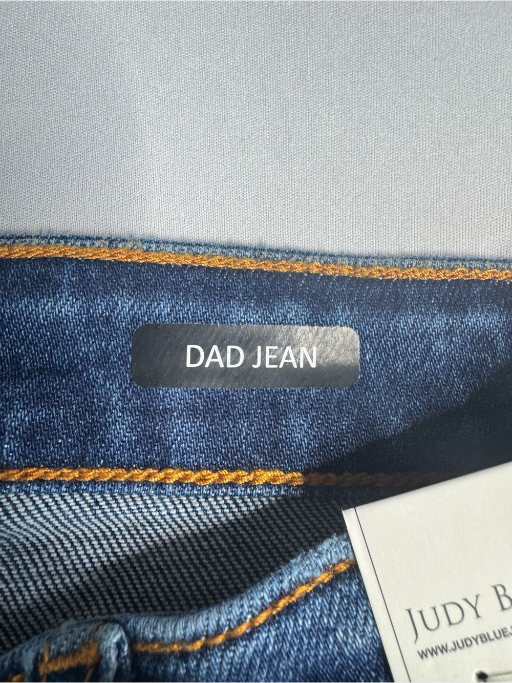 JUDY BLUE
HIGH RISE BUTTON FLY STRAIGHT JEANS  JB82556 Dad Jean NWT 15/32 - Picture 7 of 8